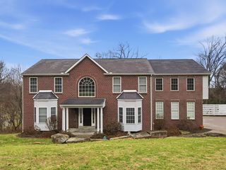 2338 Nicholson Road, Franklin Park, PA 15143