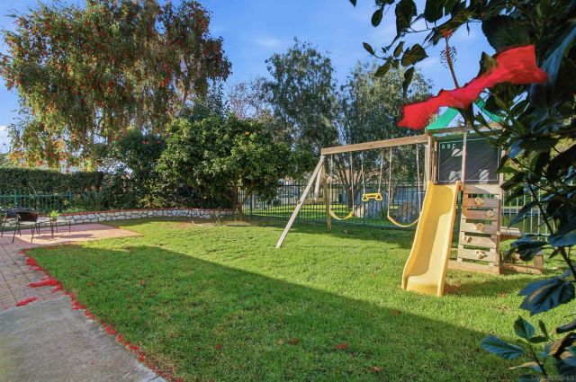 988 Rose Arbor Dr, San Marcos, CA 92078