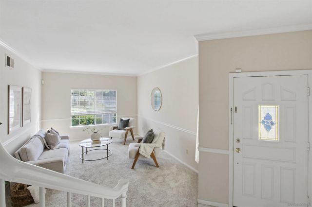 988 Rose Arbor Dr, San Marcos, CA 92078