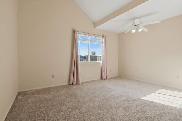 988 Rose Arbor Dr, San Marcos, CA 92078