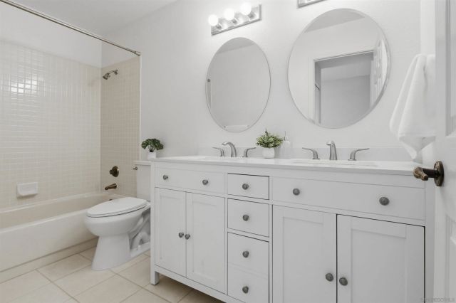 988 Rose Arbor Dr, San Marcos, CA 92078