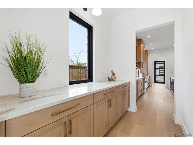 910 S Gaylord St, Denver, CO 80209