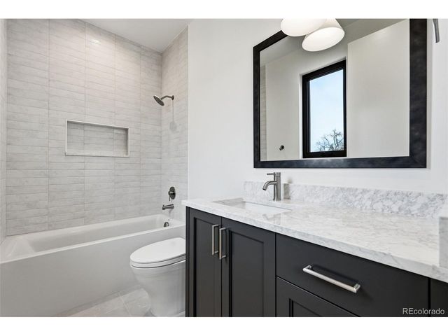 910 S Gaylord St, Denver, CO 80209