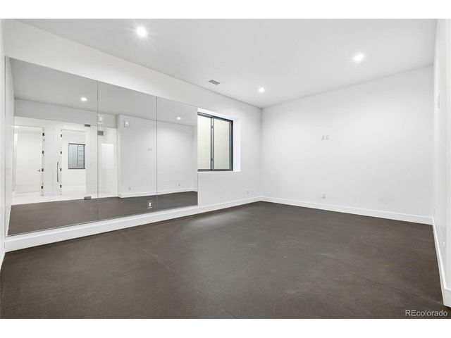 910 S Gaylord St, Denver, CO 80209