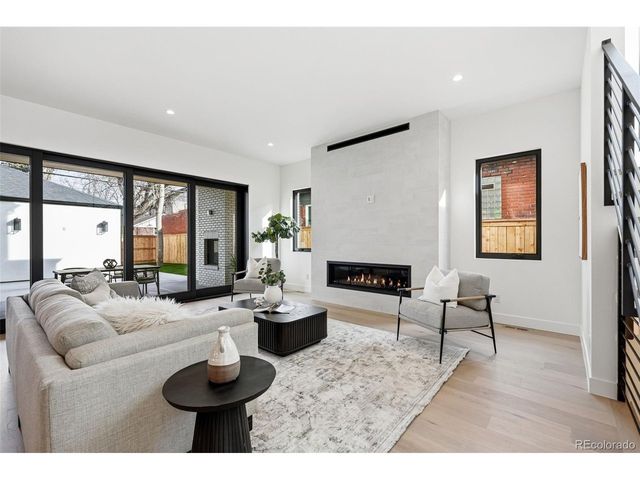 910 S Gaylord St, Denver, CO 80209