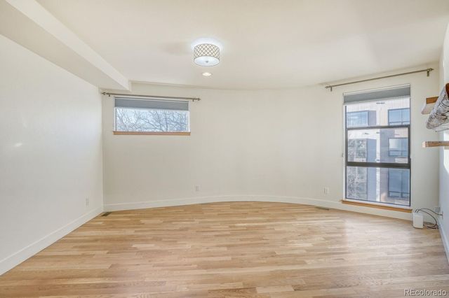 1890 W 32nd Avenue, Denver, CO 80211