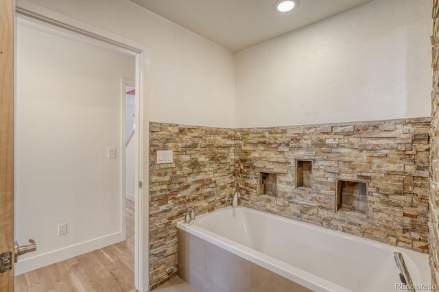 1890 W 32nd Avenue, Denver, CO 80211