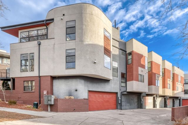 1890 W 32nd Avenue, Denver, CO 80211