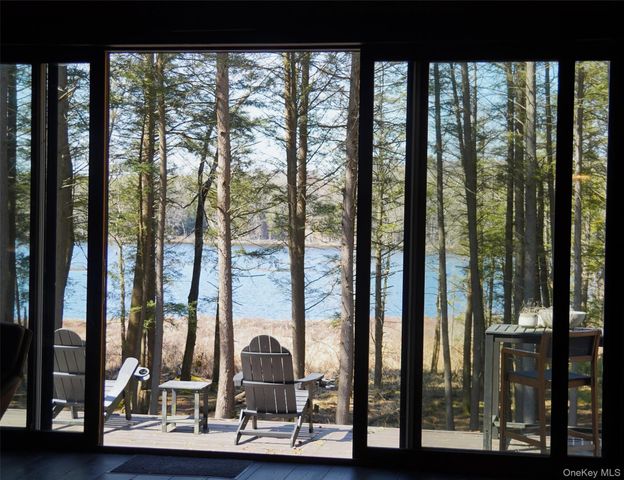 521 Perry Road, Swan Lake, NY 12783