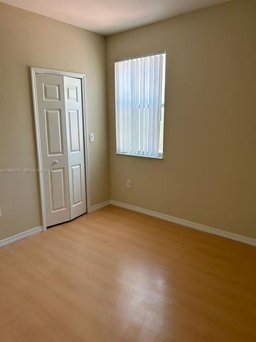 13822 SW 274th Ter, Homestead, FL 33032