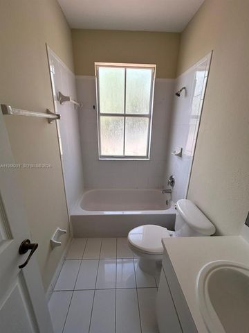 13822 SW 274th Ter, Homestead, FL 33032