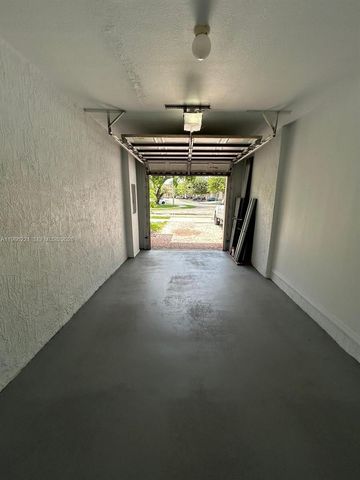 13822 SW 274th Ter, Homestead, FL 33032