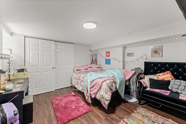 7651 S Cregier Avenue, Chicago, IL 60649