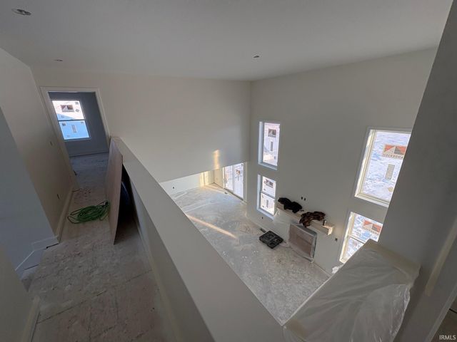 17412 Creekside Crossing Run, Huntertown, IN 46748