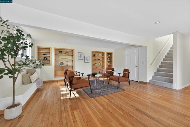 3424 Woodview Dr, Lafayette, CA 94549