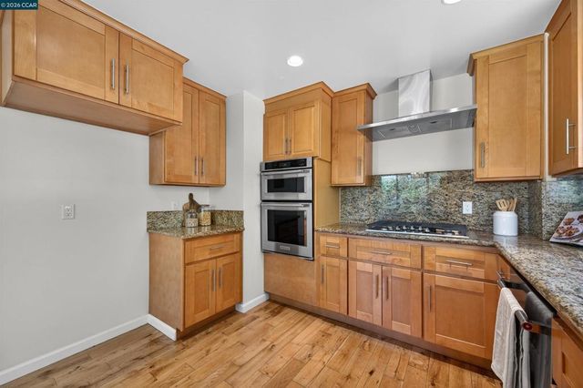 3424 Woodview Dr, Lafayette, CA 94549