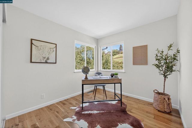 3424 Woodview Dr, Lafayette, CA 94549