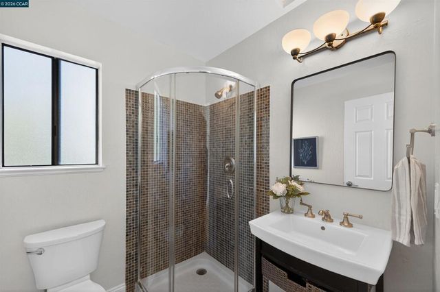 3424 Woodview Dr, Lafayette, CA 94549