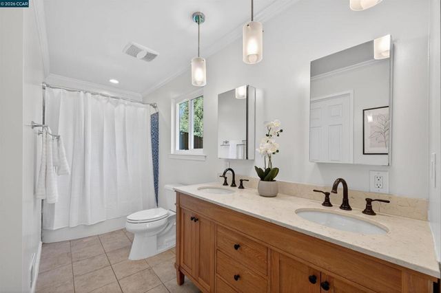 3424 Woodview Dr, Lafayette, CA 94549