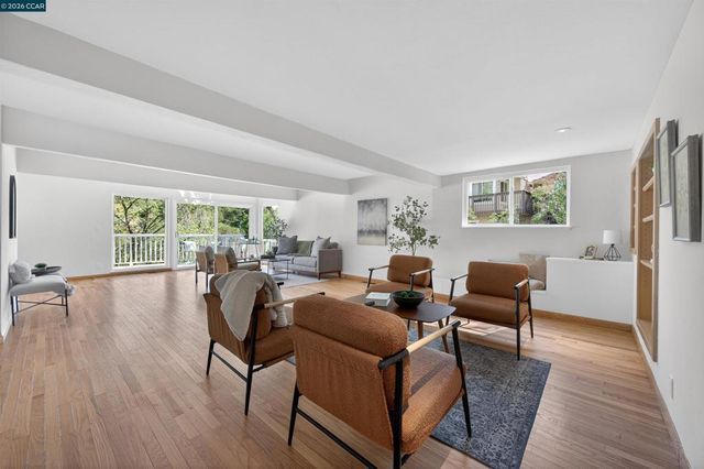 3424 Woodview Dr, Lafayette, CA 94549