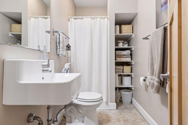 9265 Cortland Alcove, Woodbury, MN 55125