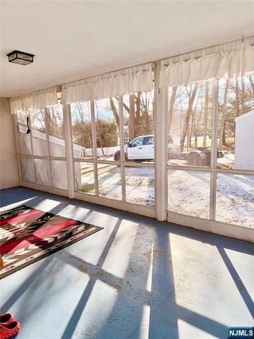 707 Godwin Avenue 1, Midland Park, NJ 07432