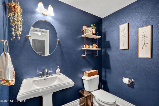 4911 Prestonwood Road, Perrysburg, OH 43551