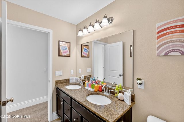 4911 Prestonwood Road, Perrysburg, OH 43551