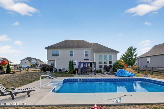 4911 Prestonwood Road, Perrysburg, OH 43551