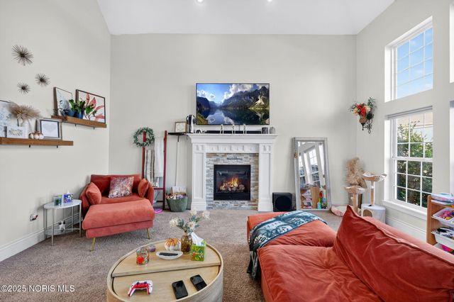 4911 Prestonwood Road, Perrysburg, OH 43551