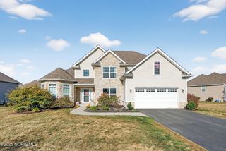 4911 Prestonwood Road, Perrysburg, OH 43551