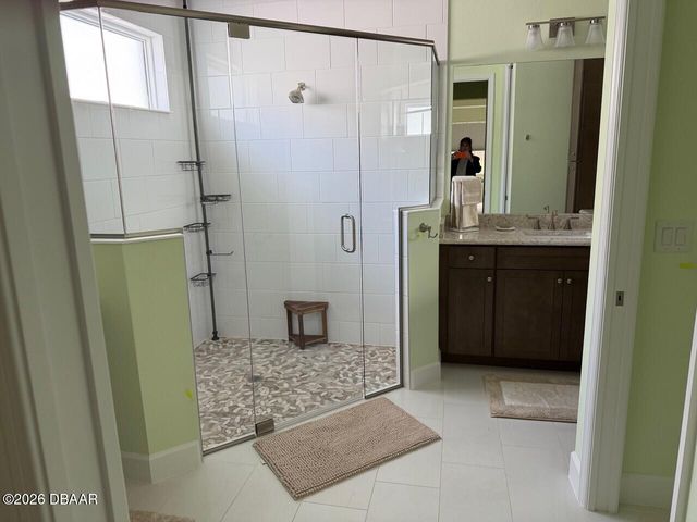 621 Hang Loose Way, Daytona Beach, FL 32124