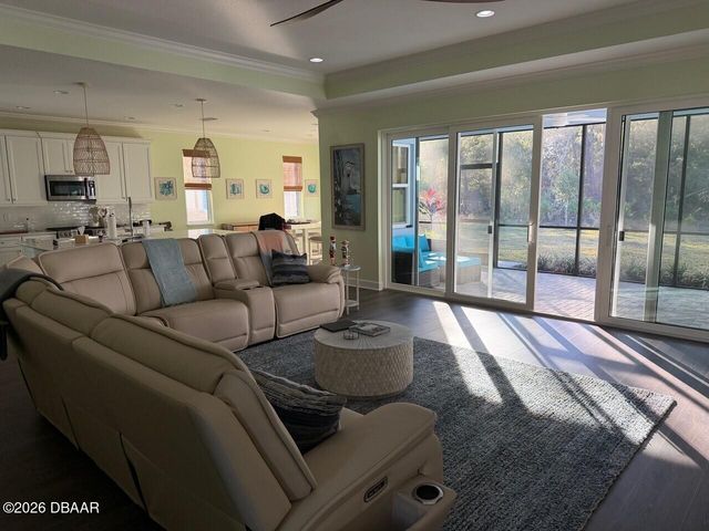 621 Hang Loose Way, Daytona Beach, FL 32124