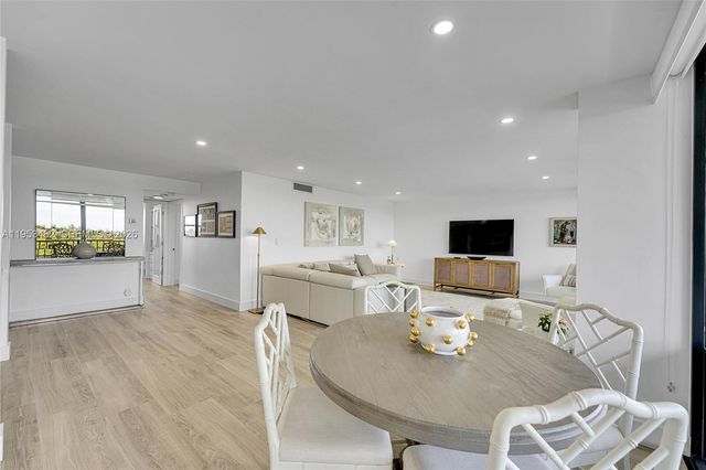 936 Intracoastal Dr 7G, Fort Lauderdale, FL 33304