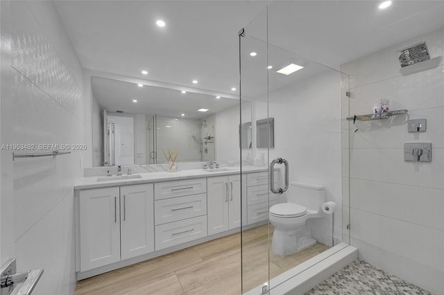 936 Intracoastal Dr 7G, Fort Lauderdale, FL 33304