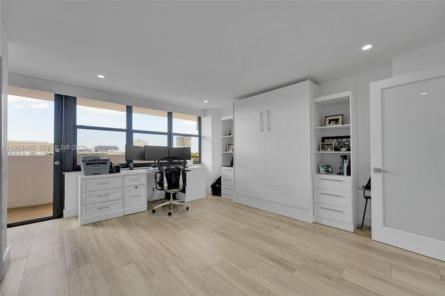 936 Intracoastal Dr 7G, Fort Lauderdale, FL 33304