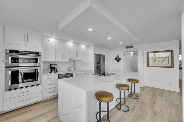 936 Intracoastal Dr 7G, Fort Lauderdale, FL 33304