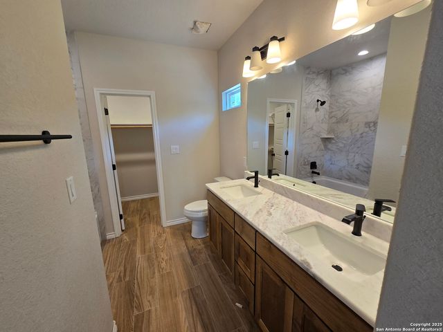 1288 lavaca, Canyon Lake, TX 78133