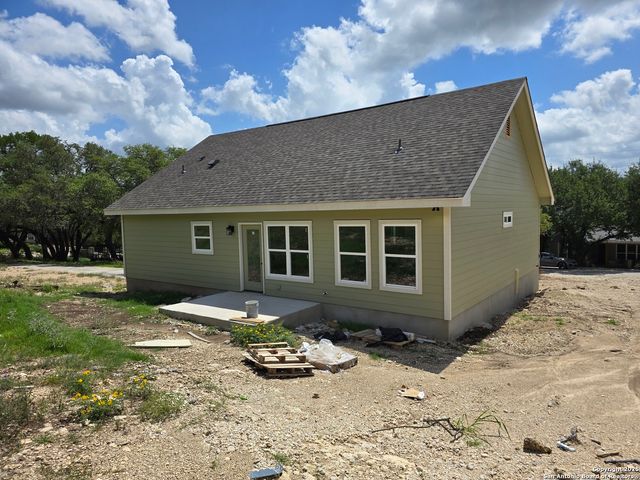 1288 lavaca, Canyon Lake, TX 78133