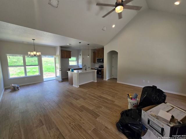1288 lavaca, Canyon Lake, TX 78133
