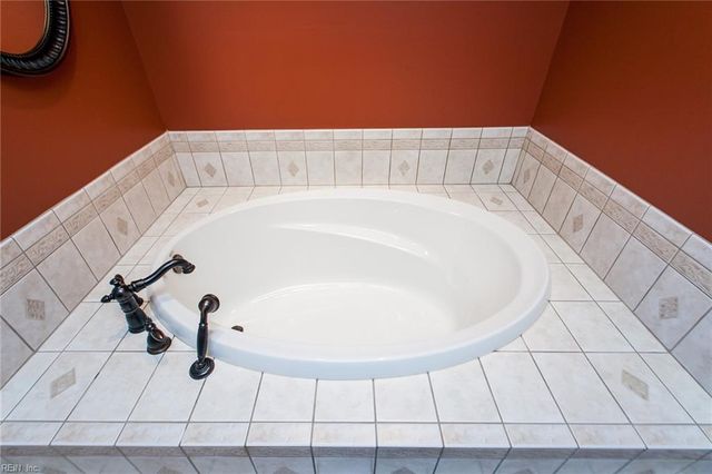 4905 Curling RD, Virginia Beach, VA 23455