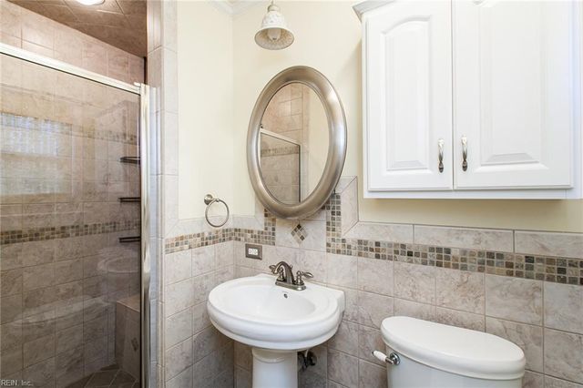 4905 Curling RD, Virginia Beach, VA 23455