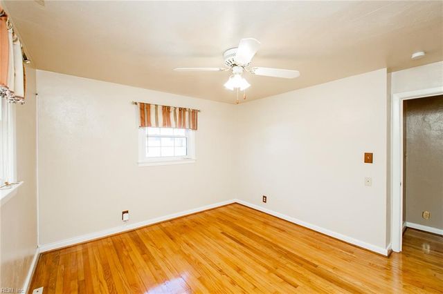 4905 Curling RD, Virginia Beach, VA 23455