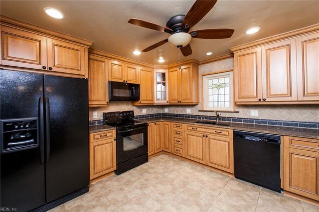 4905 Curling RD, Virginia Beach, VA 23455