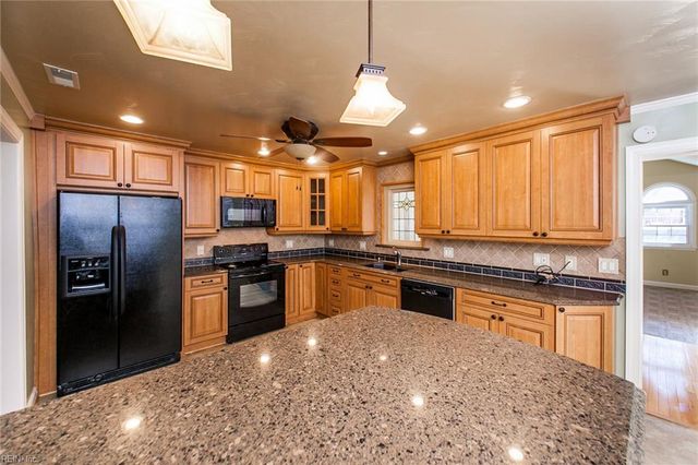 4905 Curling RD, Virginia Beach, VA 23455