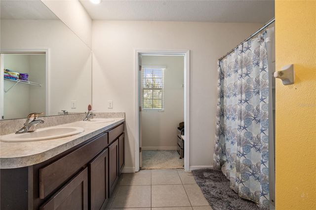 9210 WATOLLA DRIVE, Thonotosassa, FL 33592