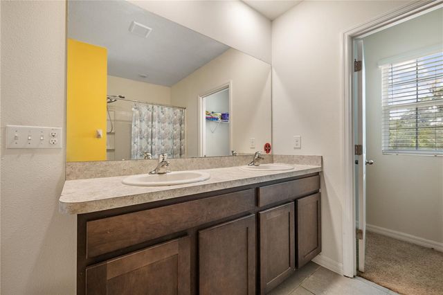 9210 WATOLLA DRIVE, Thonotosassa, FL 33592
