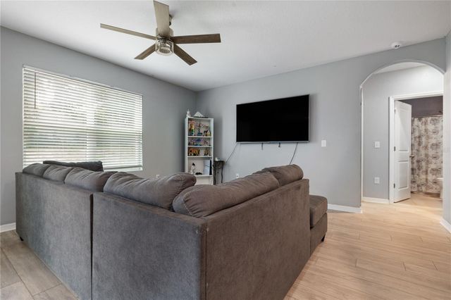 9210 WATOLLA DRIVE, Thonotosassa, FL 33592