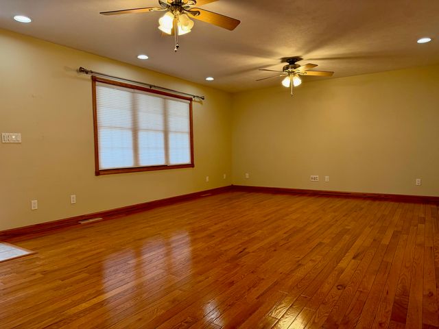 2110 E 700 S, North Judson, IN 46366