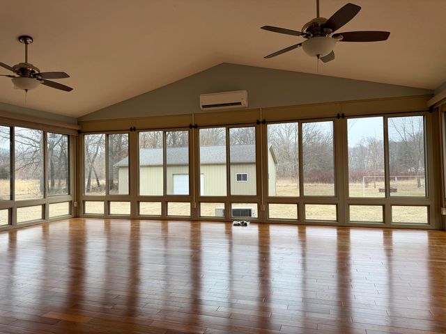 2110 E 700 S, North Judson, IN 46366